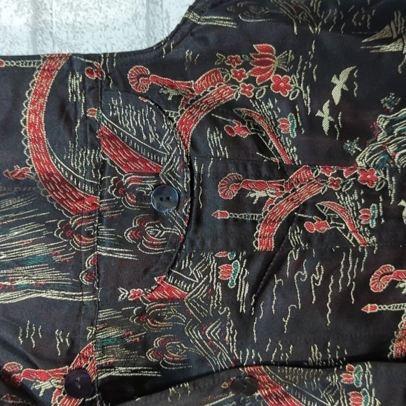 Chico's Silk Blend Black Red Asian Inspired Button Up Vest size 1 Medium - Picture 3 of 5